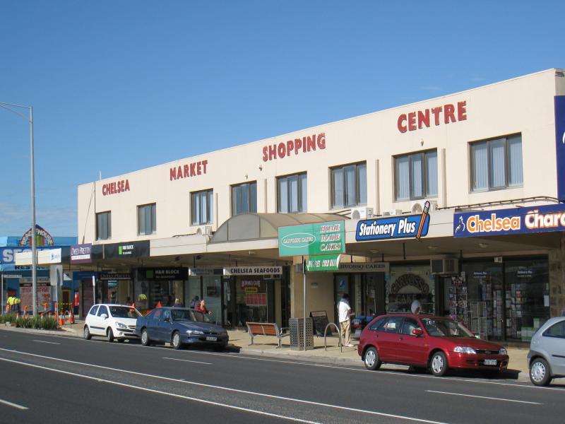 Chelsea - Shops and commercial centre along Nepean Highway: Chelsea Market Shopping Centre, Nepean Hwy at Swansea Rd