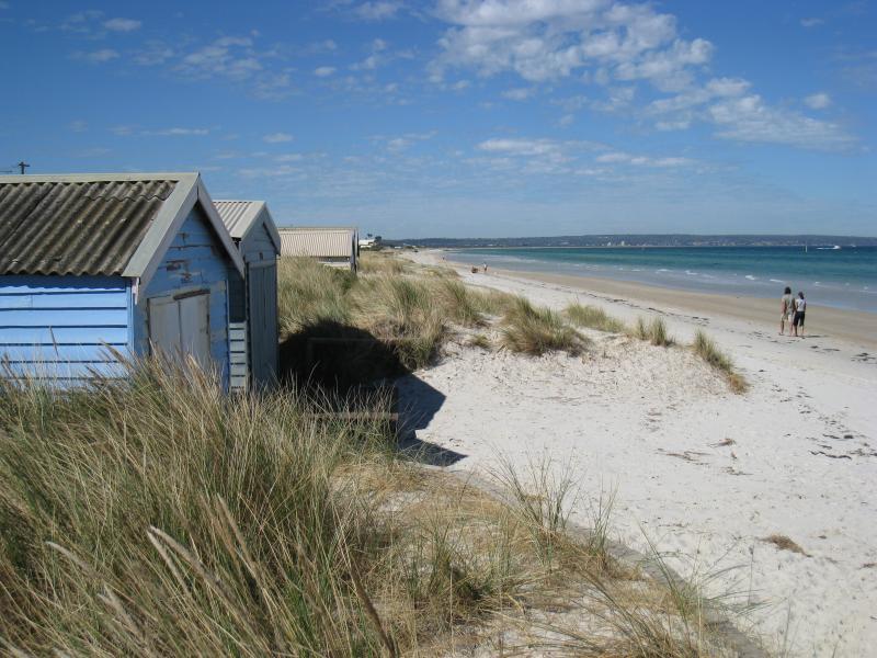 Chelsea - Beach and foreshore south of pier: Southerly view along beach
