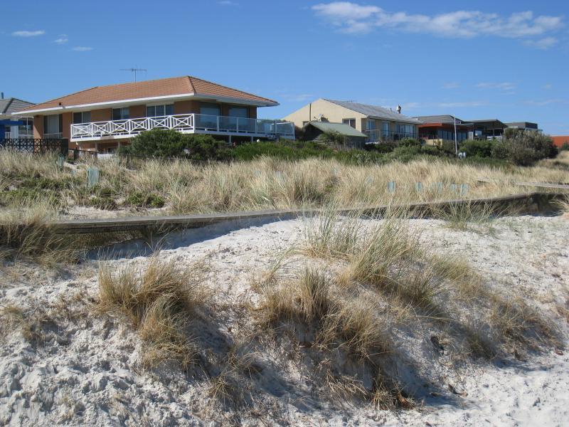 Chelsea - Beach and foreshore south of pier: Houses overlooking beach