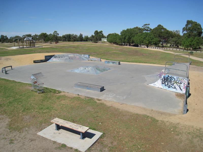 Chelsea - Bicentennial Park: Skate park