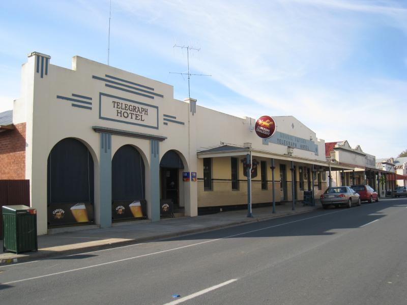 Chiltern - Shops and commercial centre, Conness Street and Main Street: Telegraph Hotel, view east along Conness St