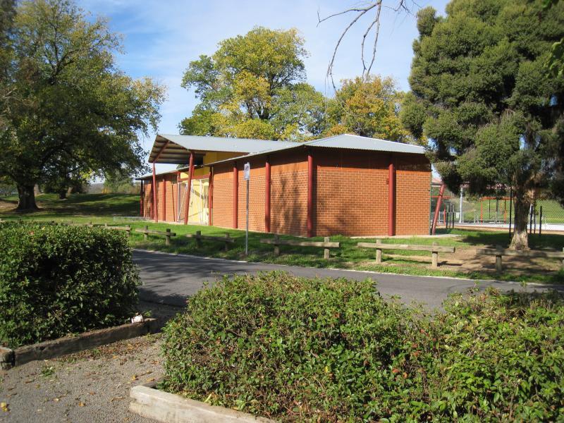 Chiltern - Martin Park, corner Main Street and Alliance Street: Entrance to pool