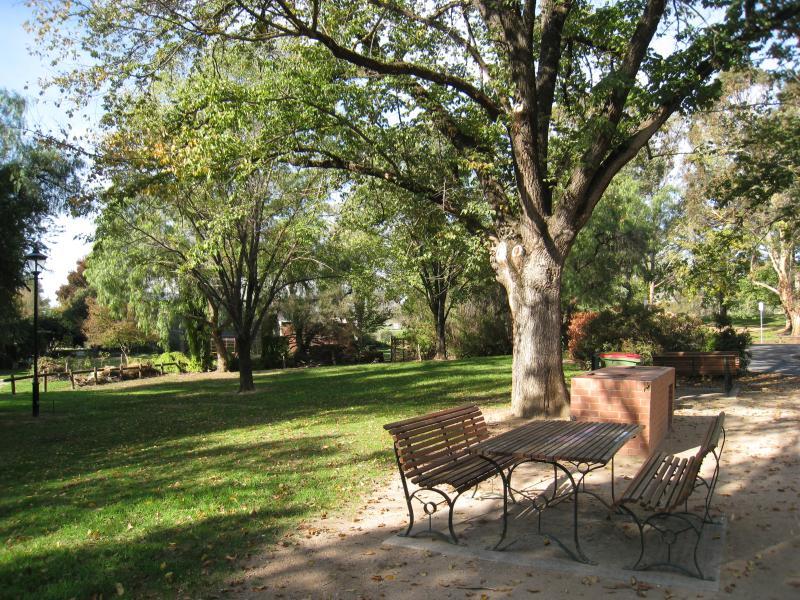 Chiltern - Martin Park, corner Main Street and Alliance Street: BBQ and picnic area near pool entrance