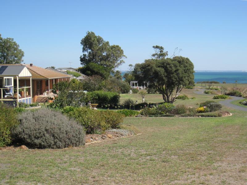 Clifton Springs - Adrian Mannix Reserve and views of Clifton Springs Boat Harbour: Houses along Bay Shore Av backing onto reserve
