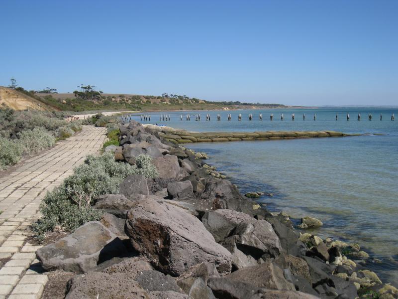 Clifton Springs - Clifton Springs Boat Harbour: View west along coast from harbour breakwater