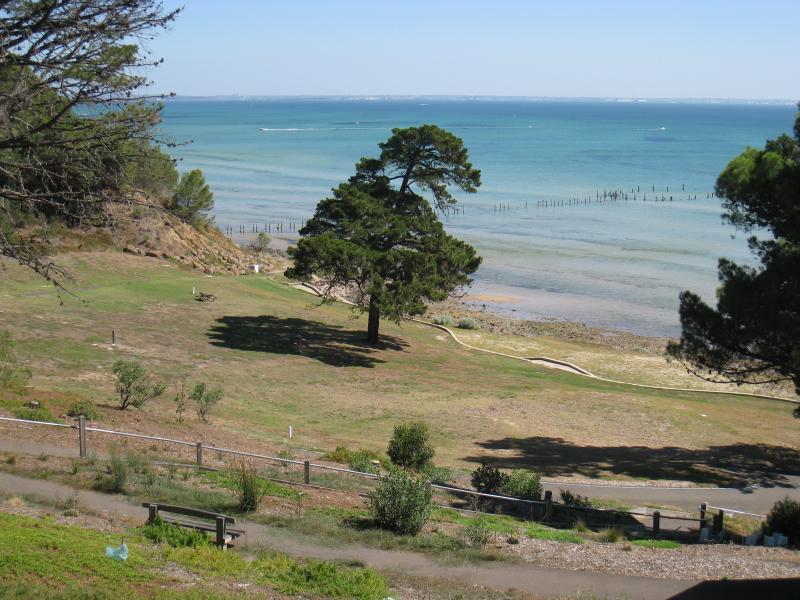 Clifton Springs - The Dell Picnic Area, northern end of Springs Street - View down towards beach and dismantled pier from picnic area