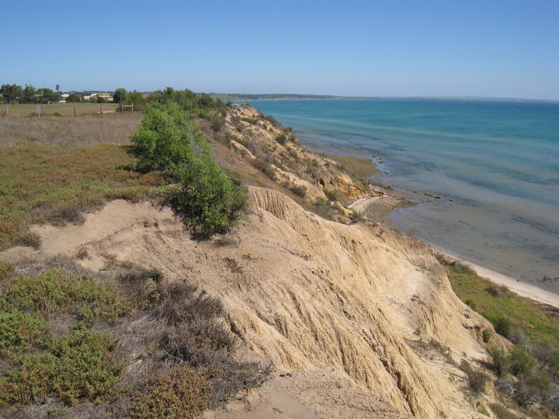 Clifton Springs - Coastline around Beacon Point, northern end of Beacon Point Road: View south-west along coast towards car park