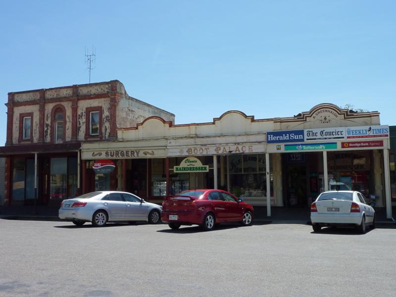 Clunes - Shops and commercial centre, Fraser Street between Service Street and Templeton Street: Shops and newsagent along north side of Fraser St