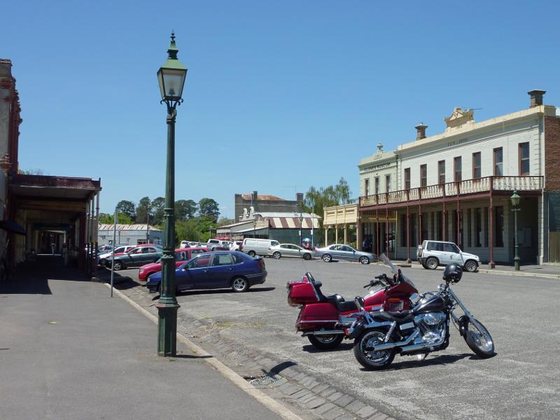 Clunes photos Travel Victoria & visitor guide