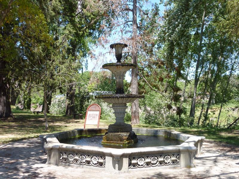 Clunes - Queens Park, Ligar Street: Fountain