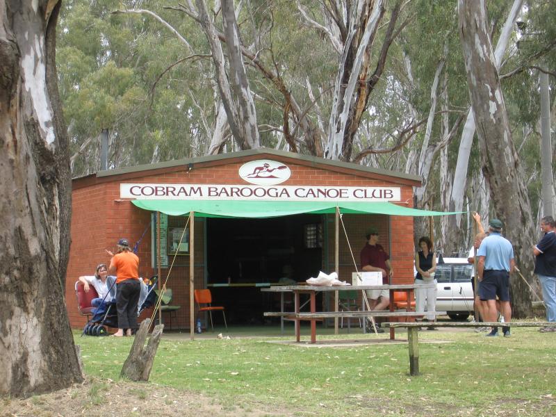 Cobram - Thompsons Beach at Kennedy Park: Cobram Barooga Canoe Club