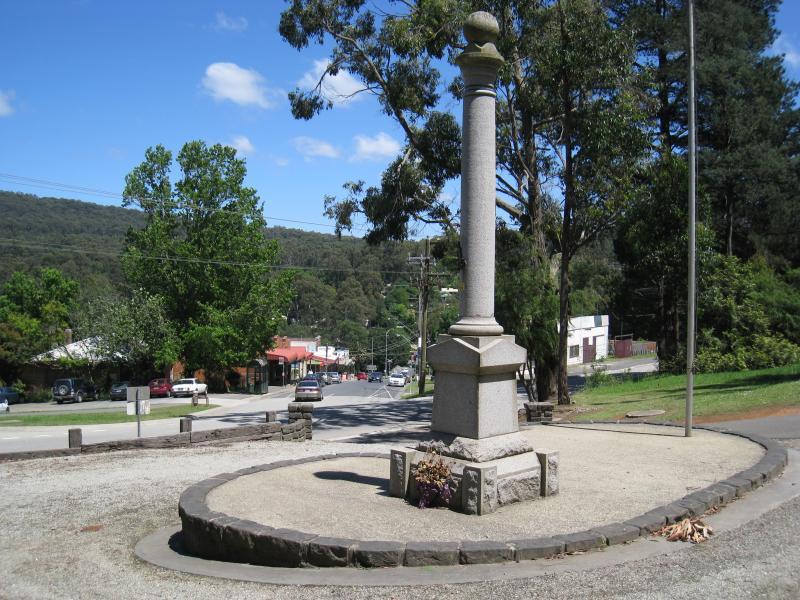 Cockatoo - Shops and commercial centre, McBride Street: View west from Cockatoo RSL towards start of McBride St