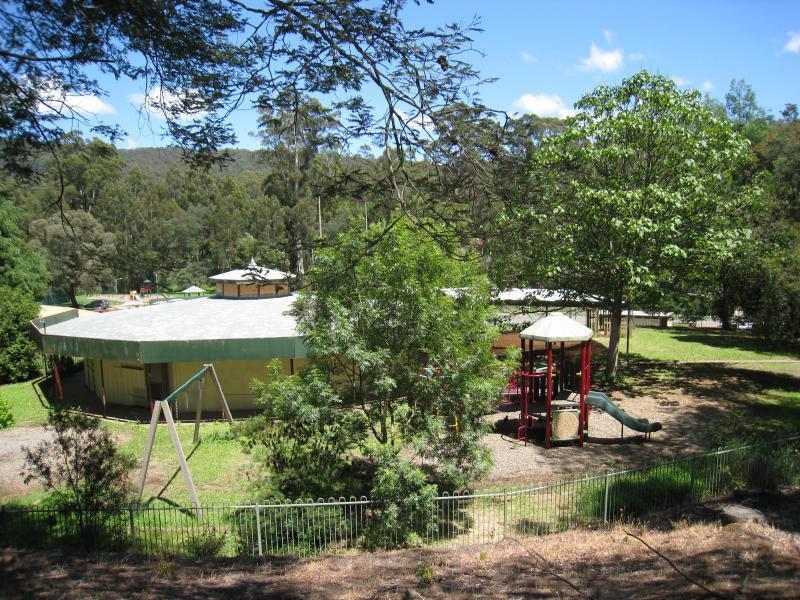 Cockatoo - Recreation reserve and surroundings, McBride Street and Pakenham Road: Former kindergarten, corner McBride St and Pakenham Rd