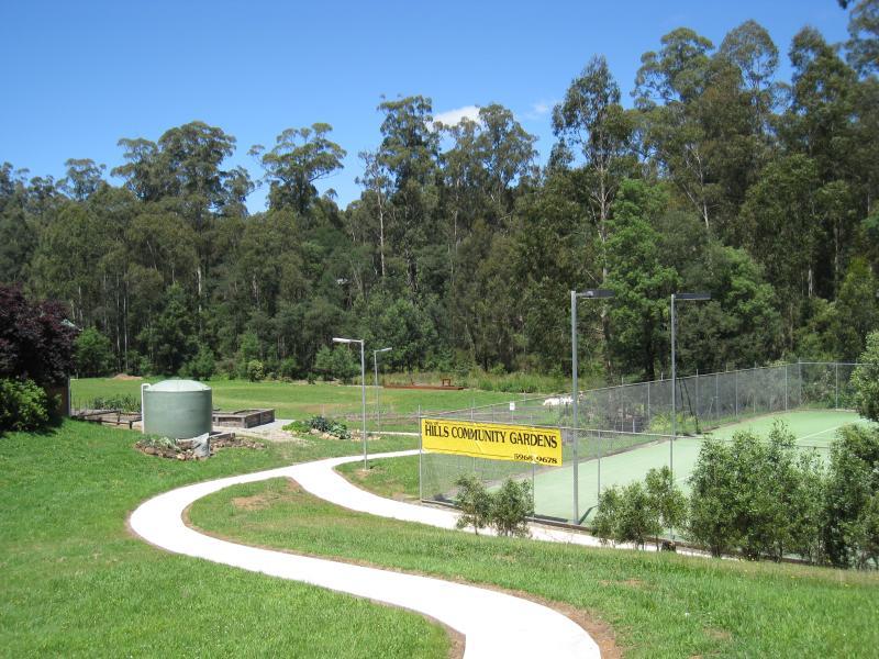 Cockatoo - Recreation reserve and surroundings, McBride Street and Pakenham Road - Tennis courts and Hills Community Gardens
