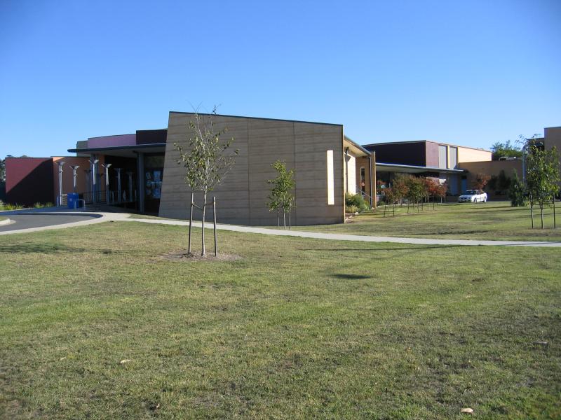 Colac - Around Colac: Performing Arts Centre, Rae St