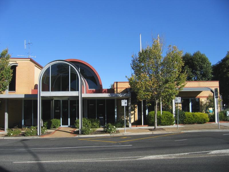 Colac - Around Colac: Municipal Offices, corner Rae St and Corangamite St