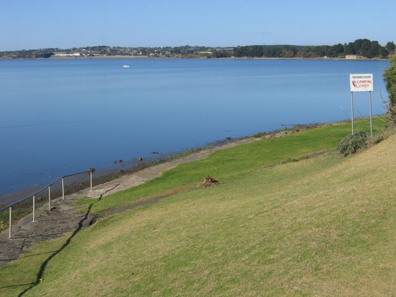 Colac photos - Travel Victoria: accommodation & visitor guide