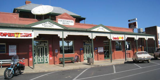 Court House Hotel, Corryong
