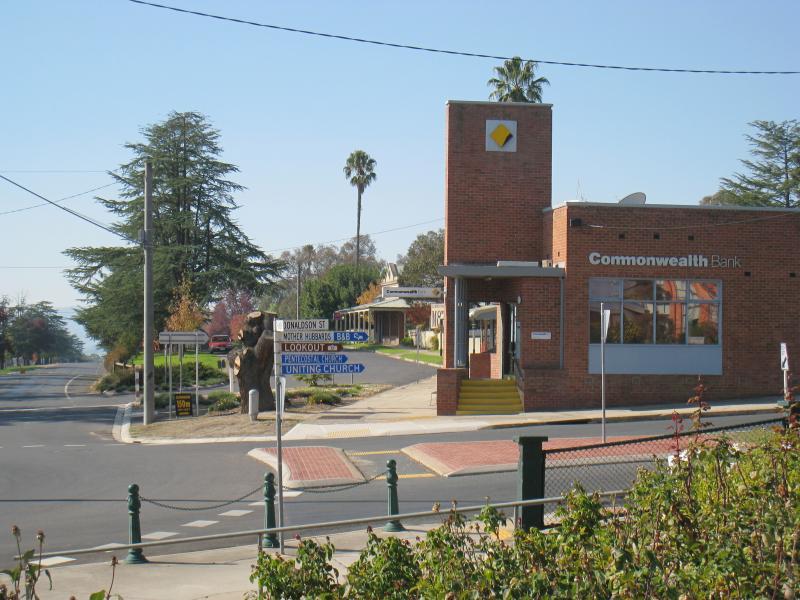 Corryong - Shops and commercial centre, Hanson Street: View north-east along Towong Rd at Donaldson St