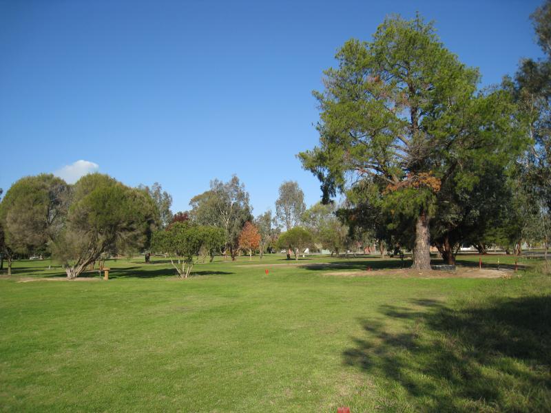 Corryong - Corryong Recreation Reserve: Golf course