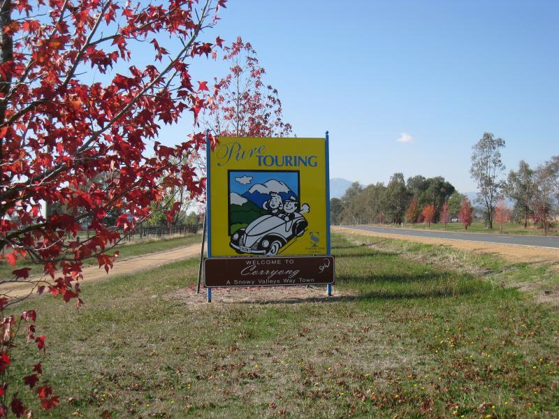 Corryong - Murray Valley Highway, west of Corryong: 'Pure Touring' sign, 2&frac12; km from town centre