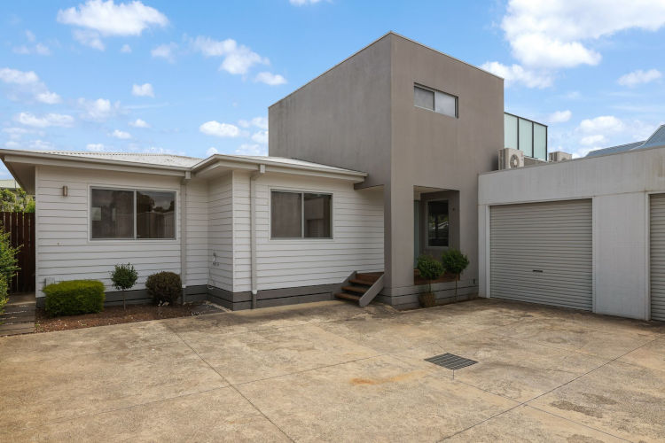 Blue Tides Getaway, Cowes