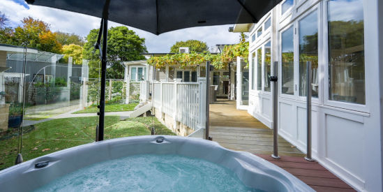 Cabin Charm - Hot Tub Bliss