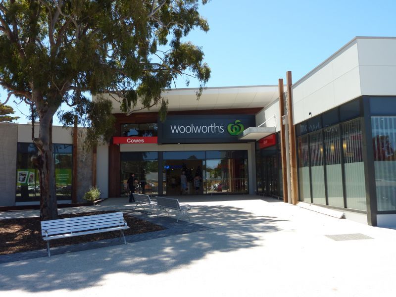 Cowes - Thompson Avenue south of Church Street: Woolworths Supermarket, Thompson Av between Settlement Rd and Church St