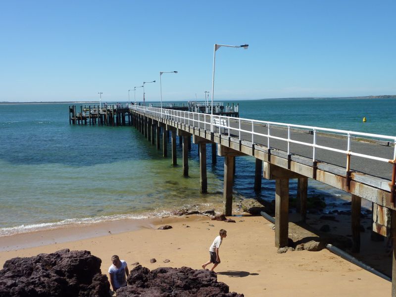 Cowes - Cowes Jetty, off The Esplanade: View along jetty from beach