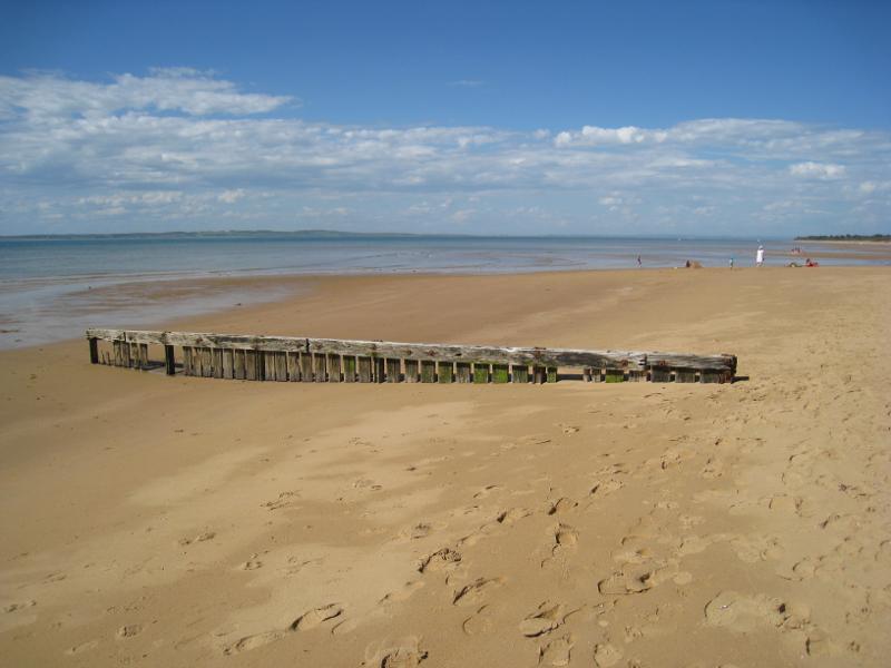Cowes - Beach and foreshore between Erehwon Point and Coghlan Road: Groyne near Coghlan Rd