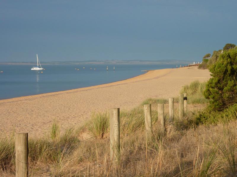 Cowes - Beach at end of McKenzie Road: View north-east along beach from foreshore