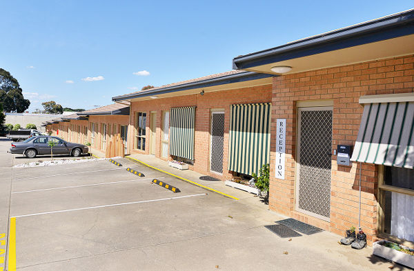 Cranbourne Motor Inn, Cranbourne