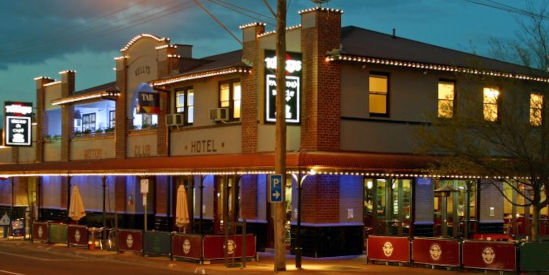 Kelly's Motor Club Hotel, Cranbourne