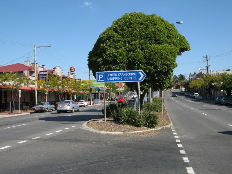 Cranbourne - Commercial centre and shops, High Street: View south along High St at Clydesdale Av