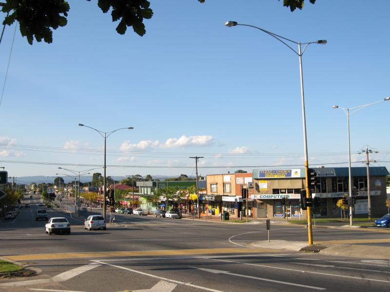 Cranbourne - Commercial centre and shops, High Street: View north along High St towards Sladen St