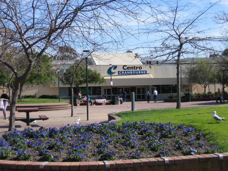 Cranbourne - Cranbourne Park Shopping Centre and Greg Clydesdale Square: Cranbourne Park entrance at Greg Clydesdale Square