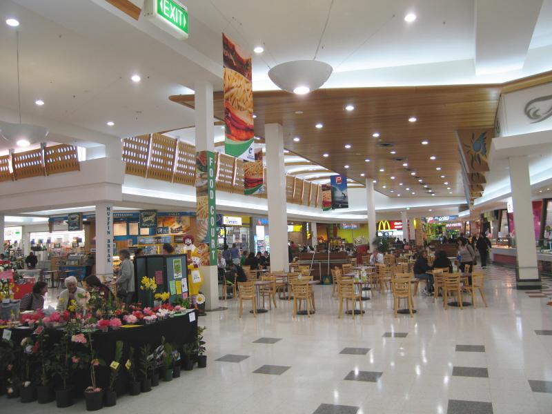 Cranbourne - Cranbourne Park Shopping Centre and Greg Clydesdale Square: Food court, Cranbourne Park