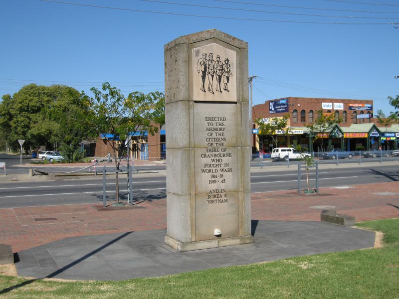 Cranbourne - Cranbourne Park Shopping Centre and Greg Clydesdale Square: War memorial, Greg Clydesdale Square, view east towards High St