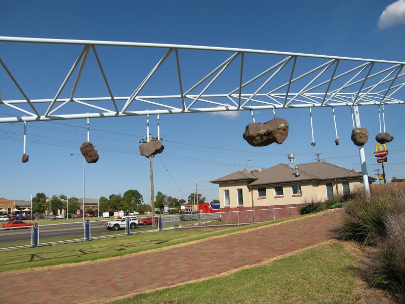 Cranbourne - Meteorite display and park, corner South Gippsland Highway and Camms Road: Meteorite display