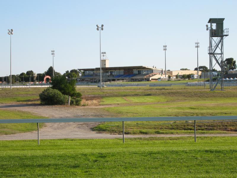 Cranbourne - Cranbourne Racecourse: View south-west to grandstand from South Gippsland Hwy south of Sladen St