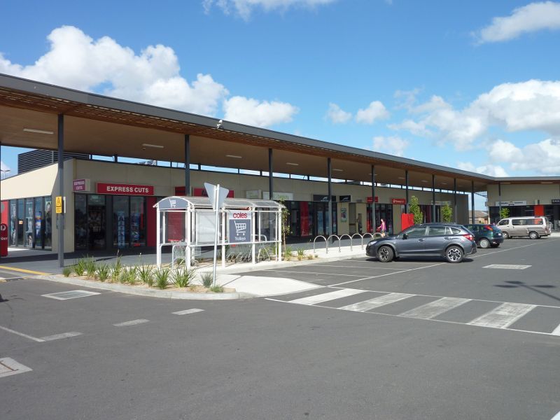 Cranbourne - Springhill Shopping Centre, Thompsons Road: Car park