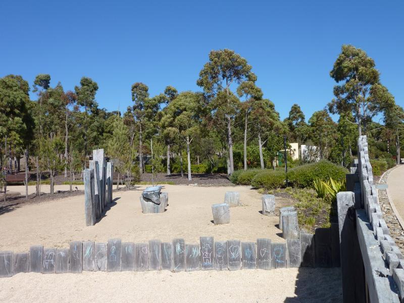 Cranbourne - Australian Garden at Royal Botanic Gardens Cranbourne: Kid's Backyard