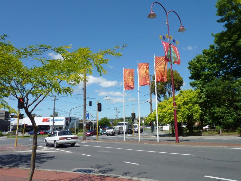 Croydon - Shops and commercial centre, Main Street, Hewish Road and Lacey Street - View south along Main St towards Mt Dandenong Rd
