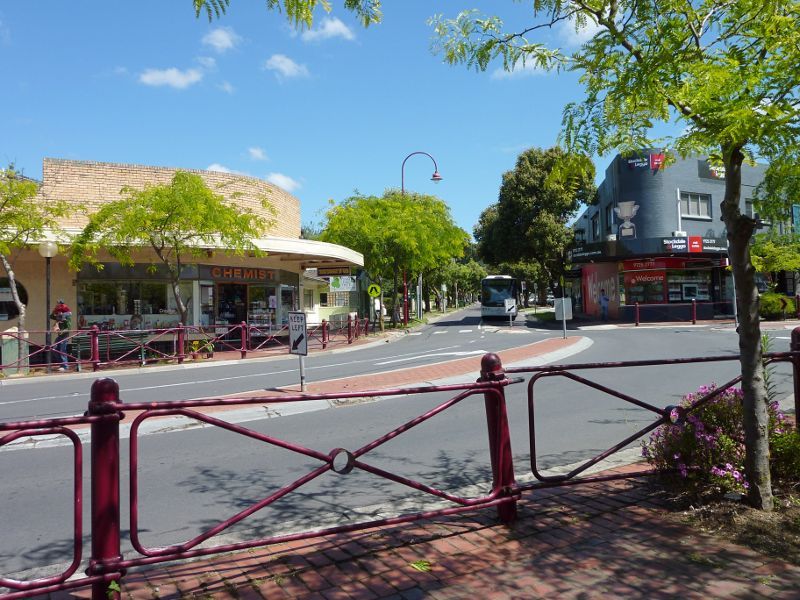 Croydon - Shops and commercial centre, Main Street, Hewish Road and Lacey Street: View north-west across Main St towards Devon St