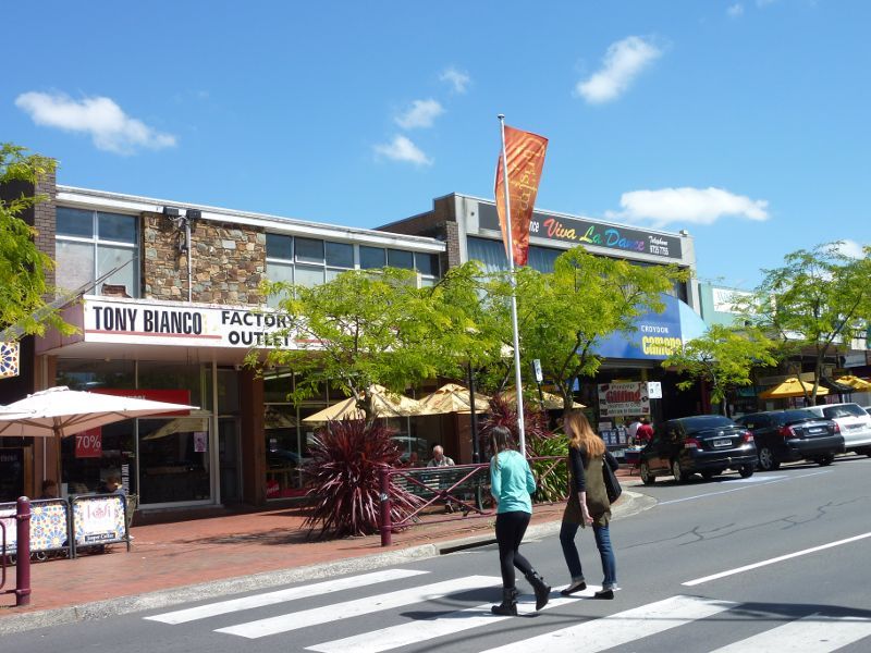 Croydon - Shops and commercial centre, Main Street, Hewish Road and Lacey Street: Shops along west side of Main St north of Devon St