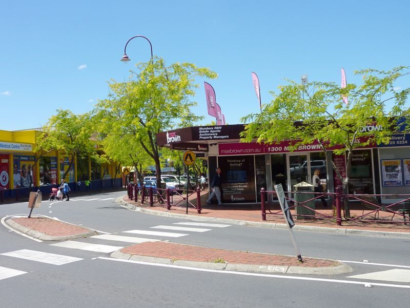 Croydon - Shops and commercial centre, Main Street, Hewish Road and Lacey Street: View east across Main St at Hewish Rd