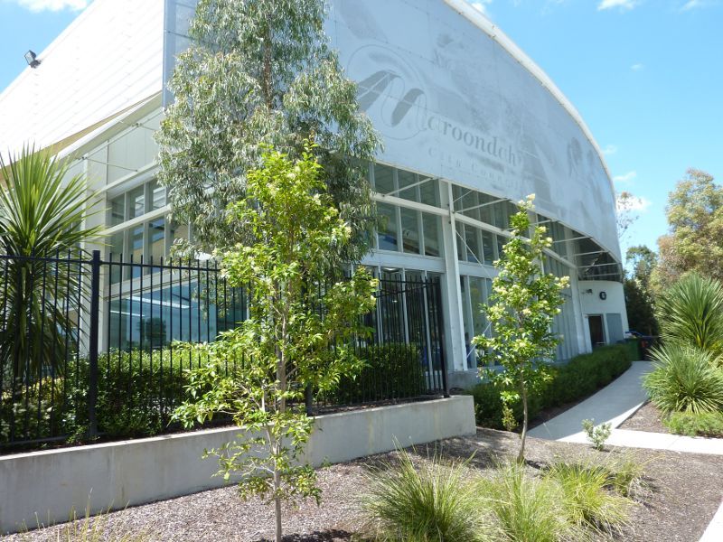 Croydon - Town Park, Mt Dandenong Road, Civic Square and Norton Road: Aquatic centre