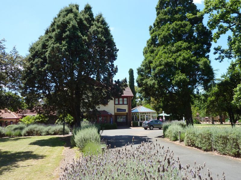Croydon photos Travel Victoria & visitor guide