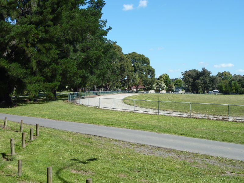 Croydon - Eastfield Park, Eastfield Road: Southerly view across trotting track