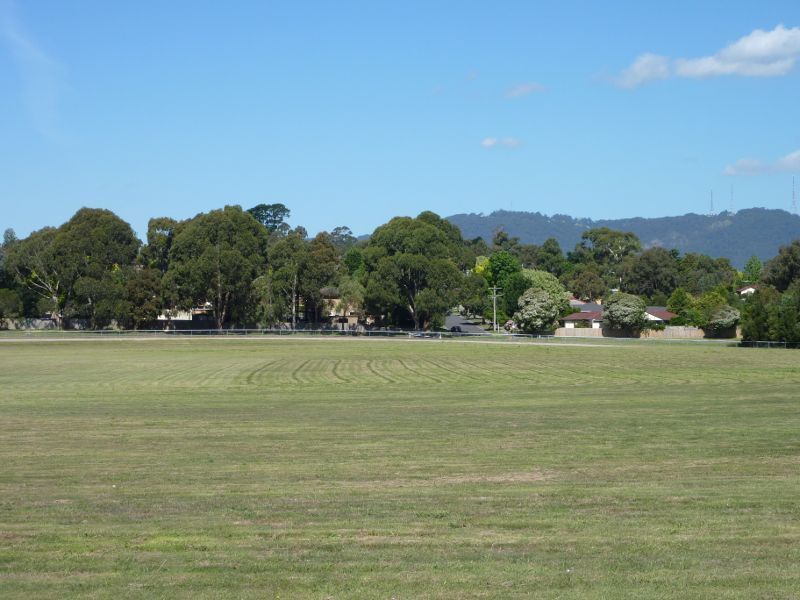Croydon - Eastfield Park, Eastfield Road: Easterly view across trotting track
